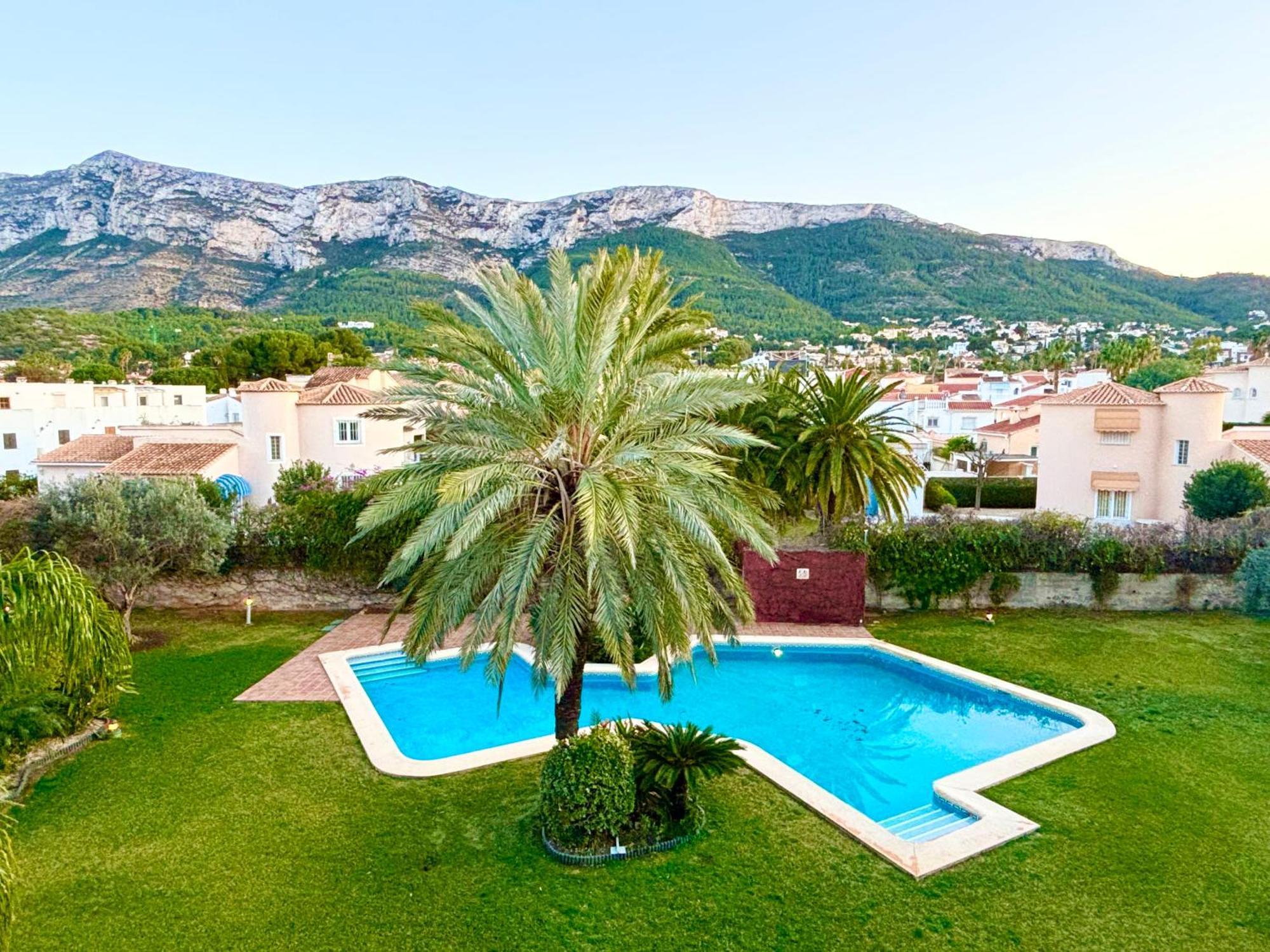 Hoteltype Penthouse 2 Beds, Parking, Wifi & Pool Stunning Views Dénia Buitenkant foto